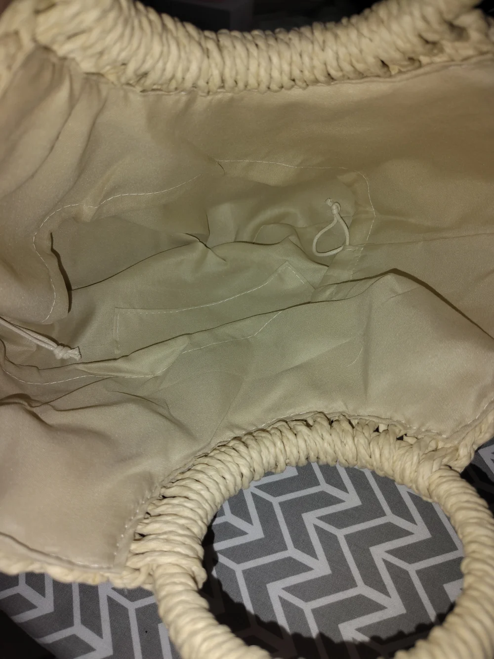 Woven Round Handle Straw Tote Bag in Cream